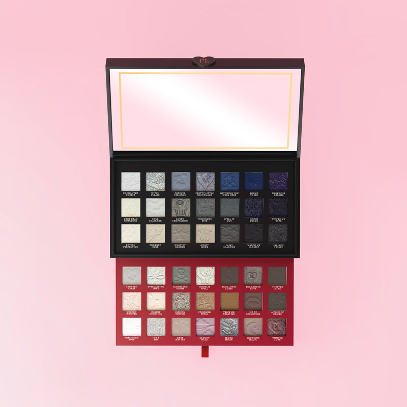 P.Louise Mystic Moonlight halloween make-up oogschaduwpalet met verschillende tinten op een roze achtergrond